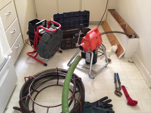 Hệ thống cống tho&aacute;t nước bị tắc