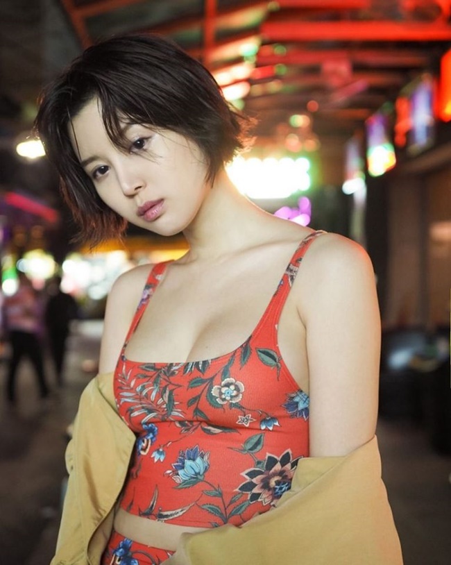 Chuyện t&igrave;nh tốn nhiều giấy mực ở Nhật Bản
