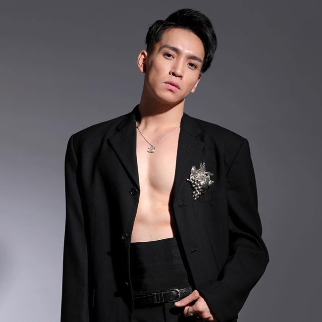 bạch c&ocirc;ng khanh l&atilde;ng tử