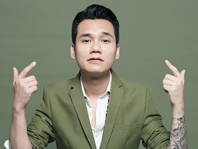 Tiểu sử ca sĩ Khắc Việt