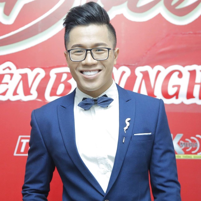 MC Quốc B&igrave;nh