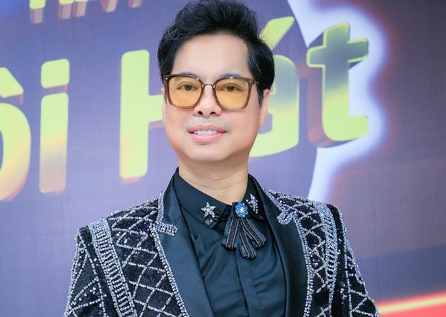 Ca sĩ Ngọc Sơn thời gian tr&ecirc;n s&acirc;n khấu