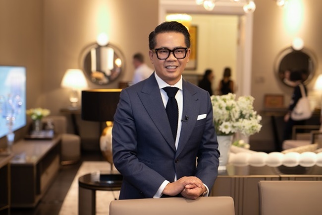 Tiểu sử NTK Th&aacute;i C&ocirc;ng