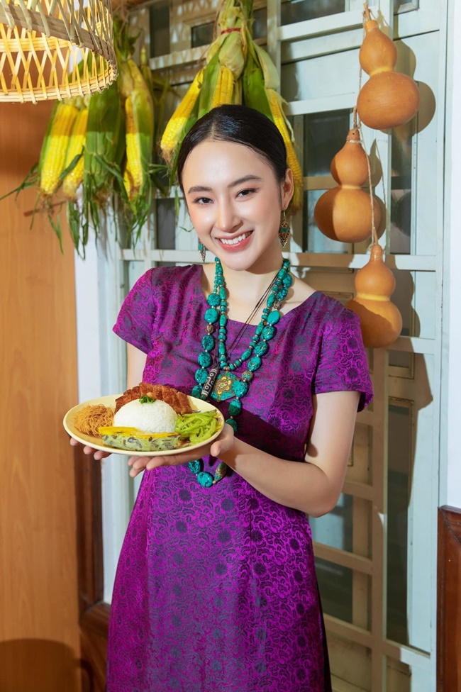 Tiểu sử Angela Phương Trinh mở qu&aacute;n