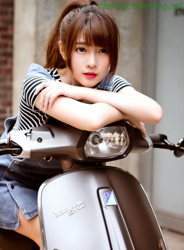 Top ảnh g&aacute;i xinh đeo mắt k&iacute;nh dễ thương