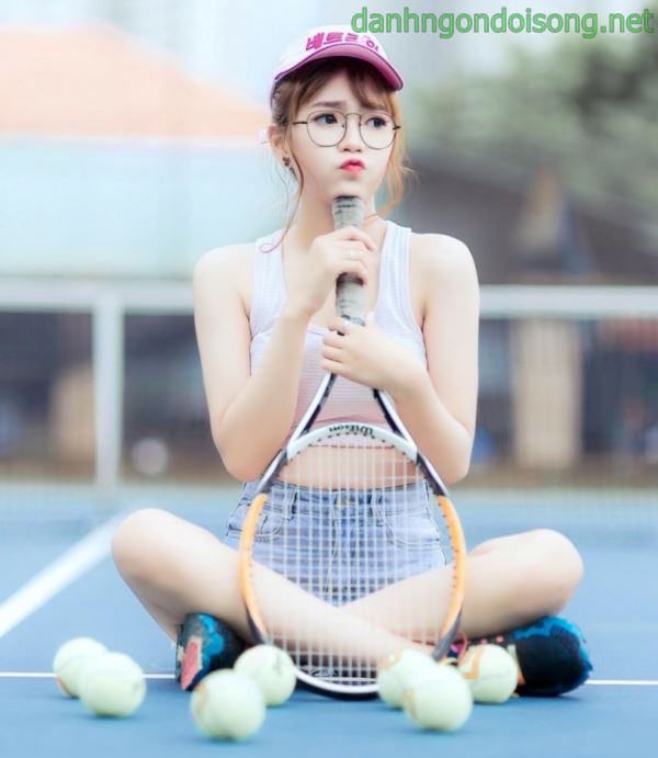 Ảnh g&aacute;i xinh t&oacute;c ngang vai 2k9