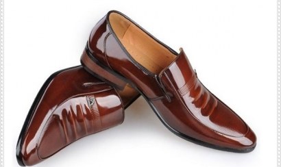 ​Tưng bừng đón giáng sinh siêu phong cách cùng giày polo