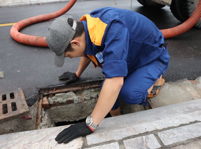 Nạo v&eacute;t hố ga quận 10 chất lượng tốt nhất thị trường