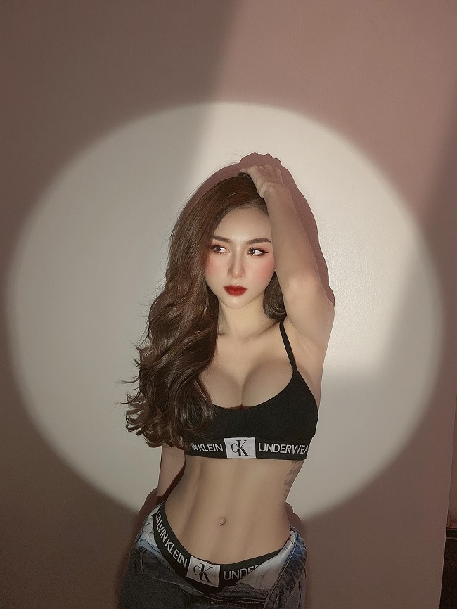 ảnh nóng dj yuu 12