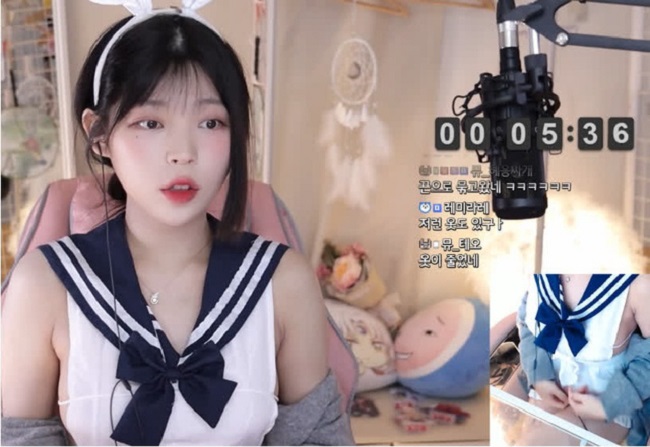 streamer kim yudi thả r&ocirc;ng lộ v&ograve;ng 1 2
