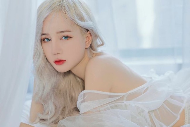 streamer thiên thy lộ ảnh nude 15