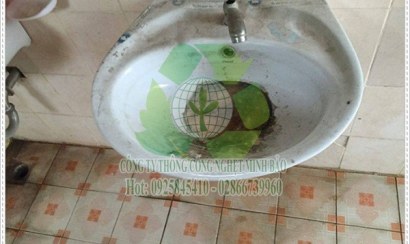 Phương pháp tẩy trắng bồn cầu bị ố vàng và khử mùi